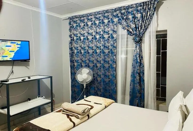バス共有のスタンダードルーム, Olikaya Guest House Groblersdal