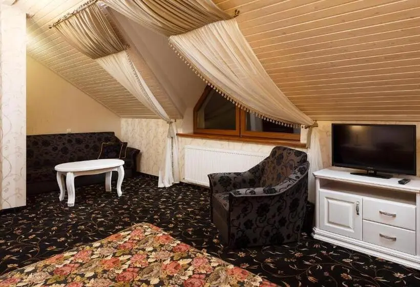 コンフォーとジュニアスイート, ведмежа гора Family Resort & Spa