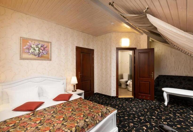 컴포트 주니어 스위트, ведмежа гора Family Resort & Spa