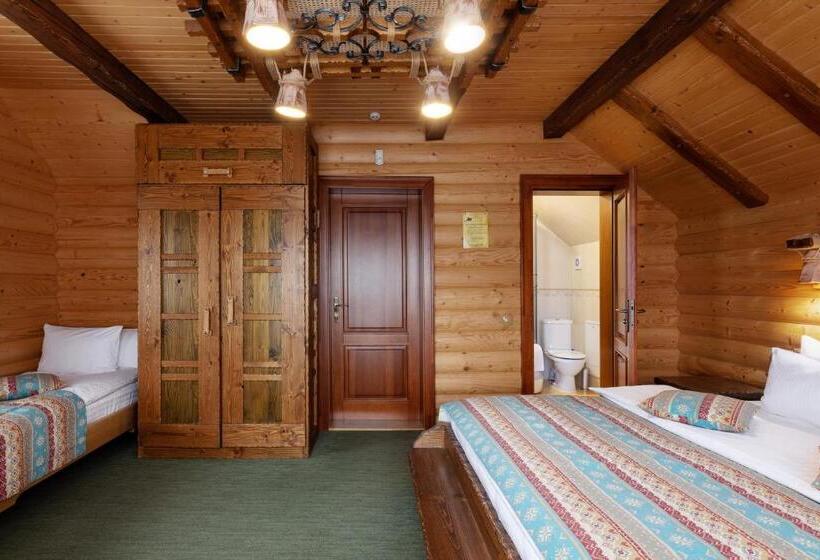 اتاق استاندارد سه تخته با بالکن, ведмежа гора Family Resort & Spa