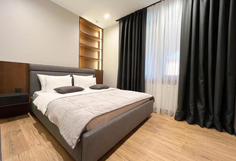 آپارتمان 1 خوابه با تراس, ведмежа гора Family Resort & Spa