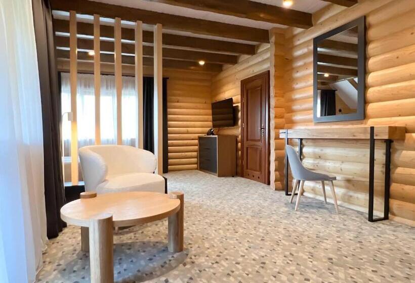 آپارتمان 1 خوابه با چشمانداز, ведмежа гора Family Resort & Spa