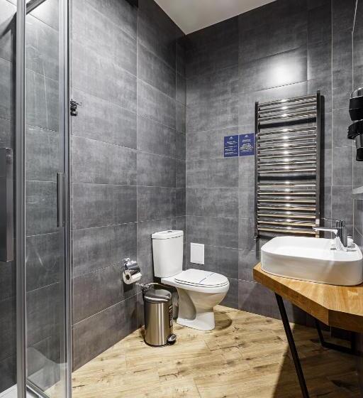 آپارتمان 1 خوابه با تراس, ведмежа гора Family Resort & Spa