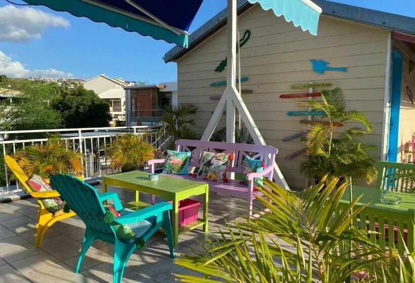 اتاق استاندارد با سرویس بهداشتی مشترک, De La Plage