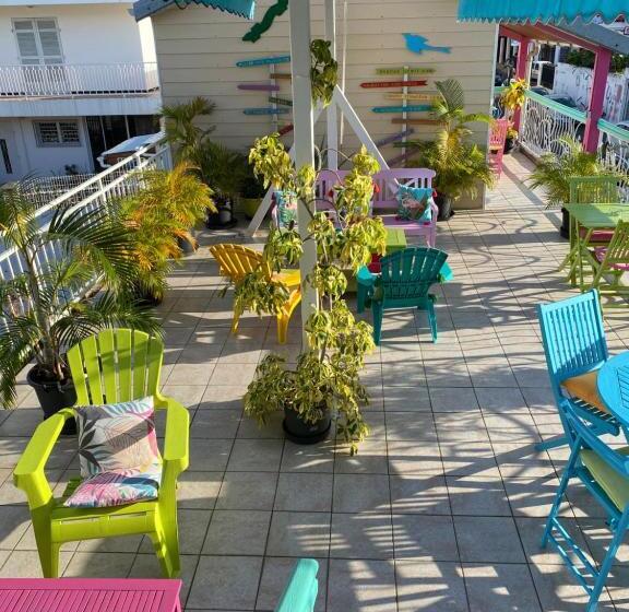 اتاق استاندارد یک تخته با سرویس بهداشتی مشترک, De La Plage