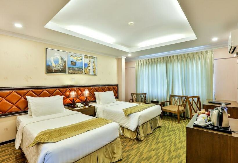 اتاق سوپریور, Royal Taunggyi