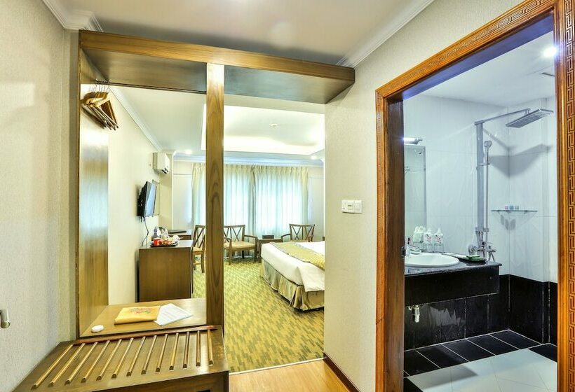 اتاق سوپریور, Royal Taunggyi