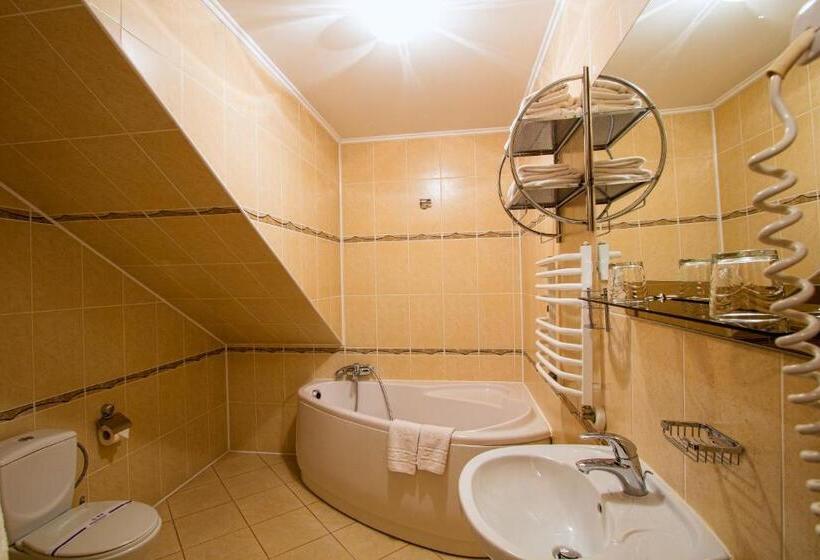 سوئیت 2 خوابه, Stanislavsky Hotel Group