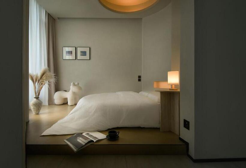 キングサイズベッドのスタンダードルーム, Lex River View