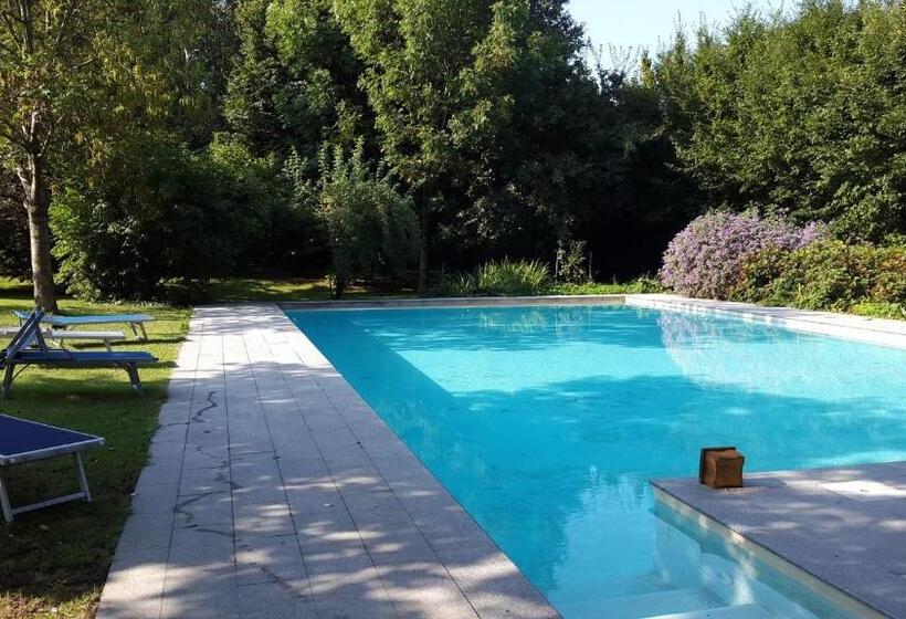 Номер Стандарт Вид на Сад, B&b Villa Melograno Pontoglio
