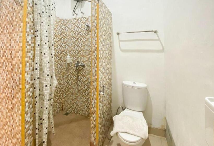 غرفة عائلية, Dioba Gite Syariah Bengkulu Mitra Reddoorz