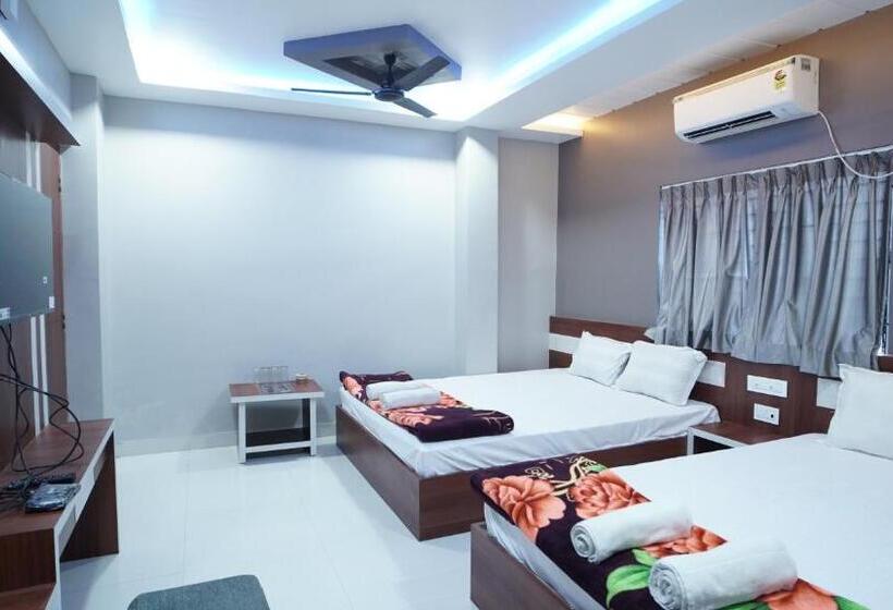 四人豪华间, Diya Lodge !! Near Toy Train Park !! New Digha !!