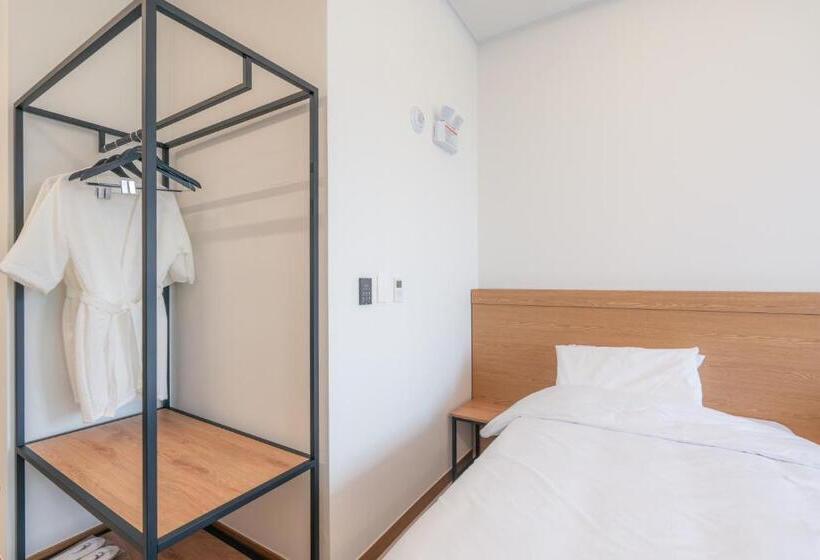 스탠다드 룸, Dongho Beach