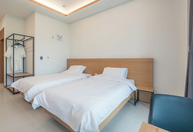 스탠다드 룸, Dongho Beach