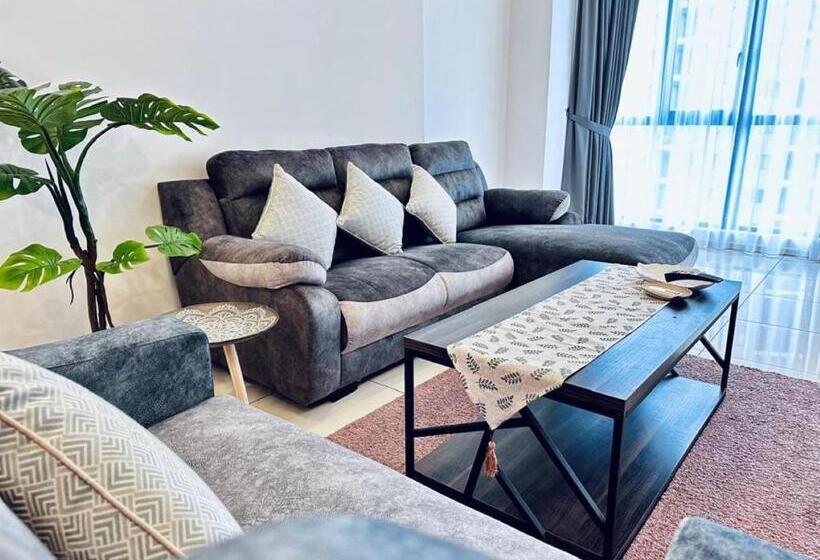 דירת חדר נוף לבריכה, Jazz Suites Pool View With Bathtub   1001