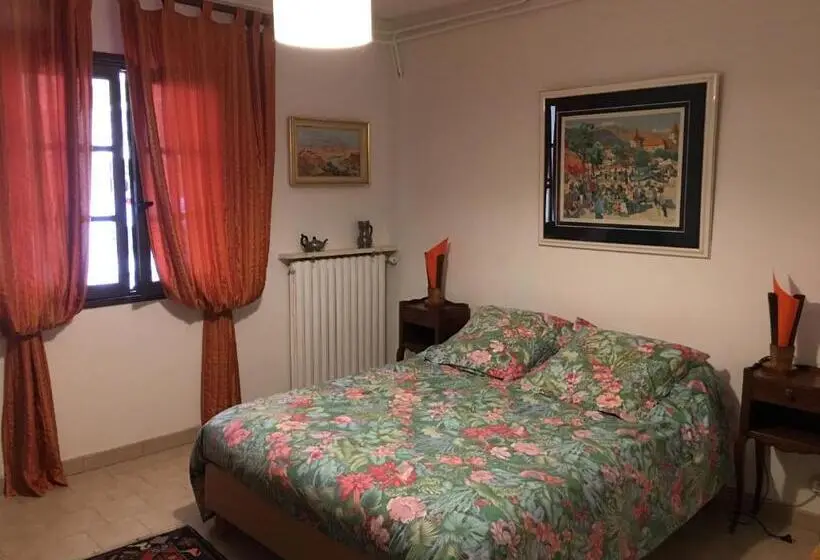 スーペリアの４人部屋, Chambre Hote Independante   St Alex