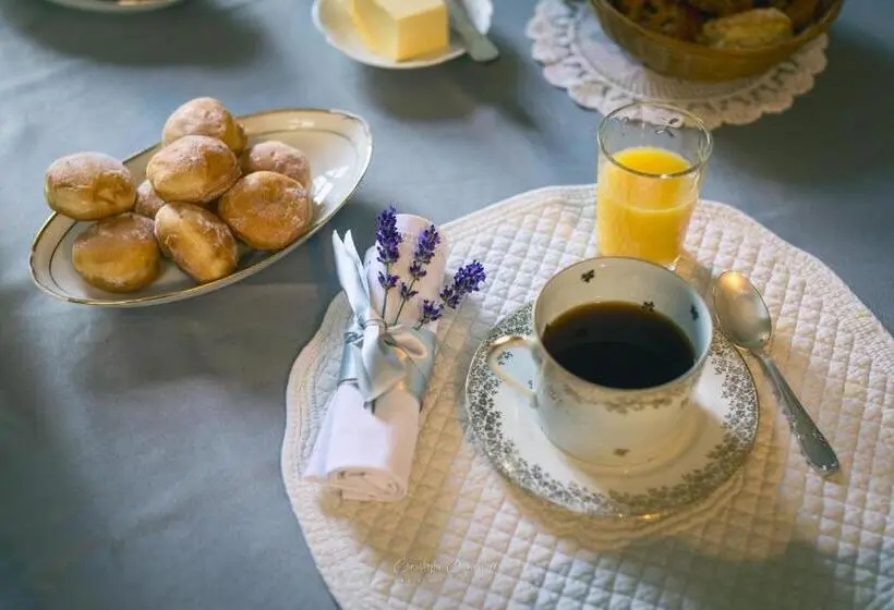 スイート(家族用), Le Prieuré Sainte Croix