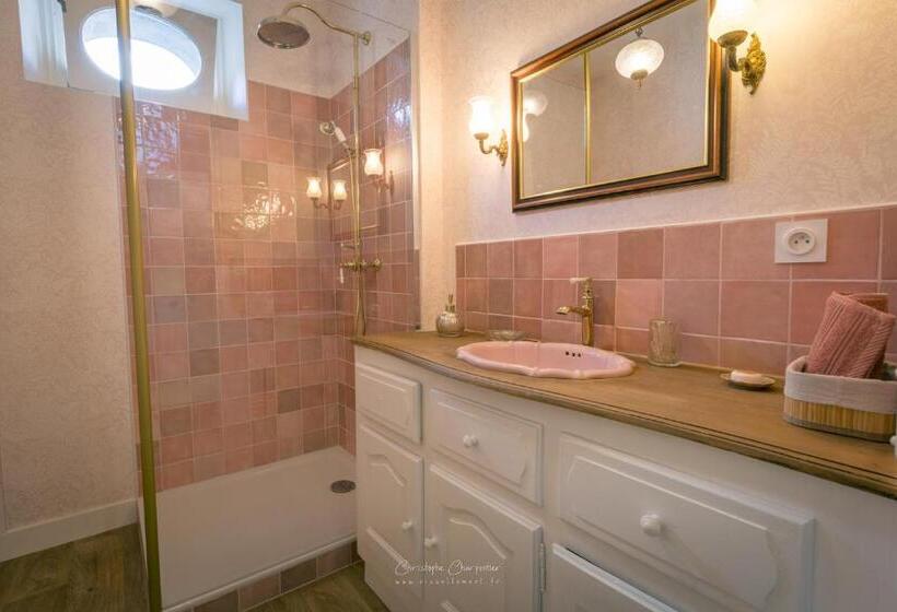 패밀리 스위트, Le Prieuré Sainte Croix