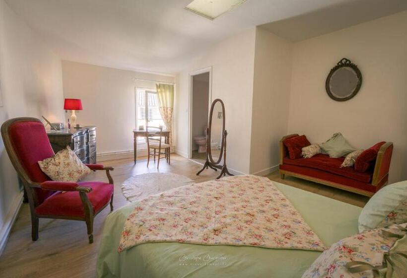 스탠다드 룸, Le Prieuré Sainte Croix