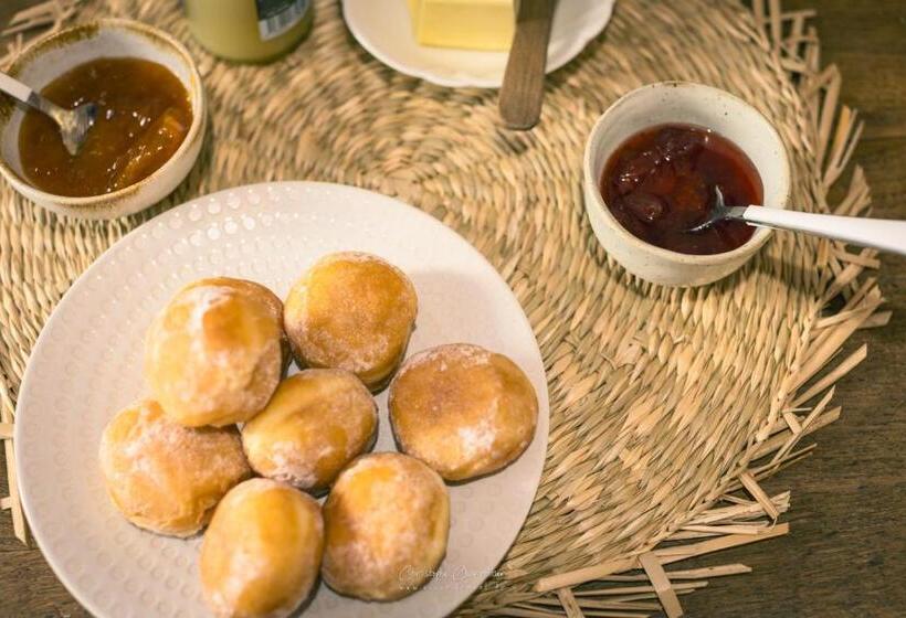 스탠다드 룸, Le Prieuré Sainte Croix