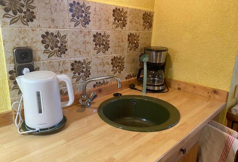 חדר סטנדרט, Room In Guest Room   Double Room Apple Blossom