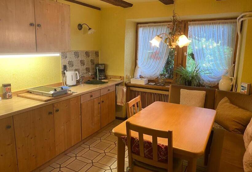 חדר סטנדרט, Room In Guest Room   Double Room Apple Blossom