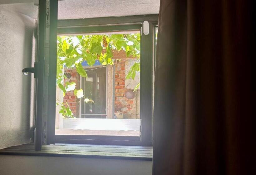 اتاق استاندارد اینتریور, Arthotel Oscar I Sozopol