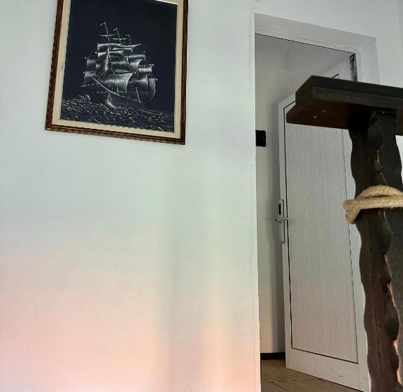 2 Bedroom Family Apartment with Views, Arthotel Oscar I Sozopol