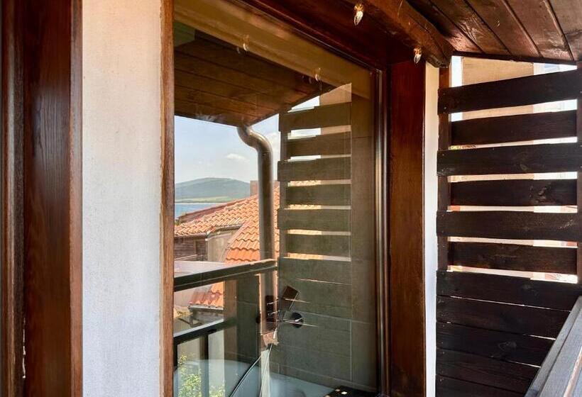 2 Bedroom Family Apartment with Views, Arthotel Oscar I Sozopol