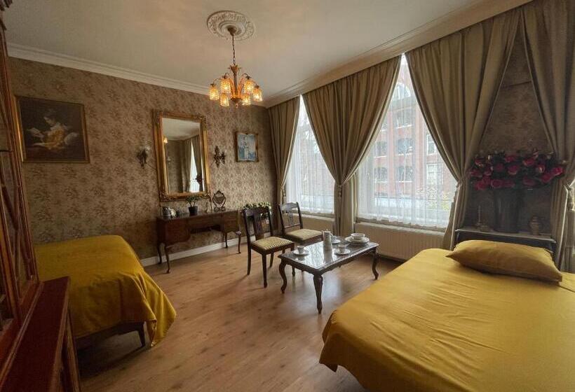 חדר דלוקס נוף לגינה, Luxurious Classical Dutch Styled Room In City Centre Of The Hague