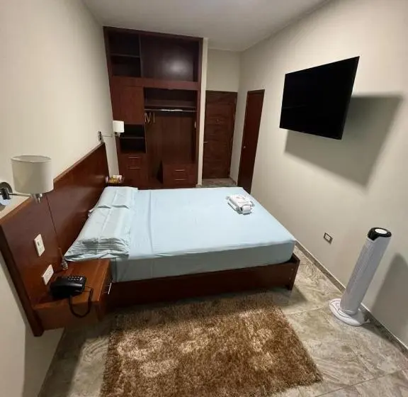 اتاق اکونومی, Caruzo Hotel And Suites