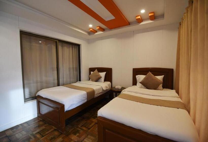 سوییت خانوادگی, Al Noor Starlet