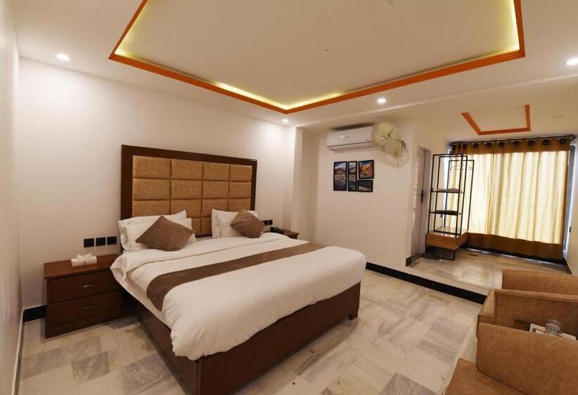 سوییت لوکس, Al Noor Starlet