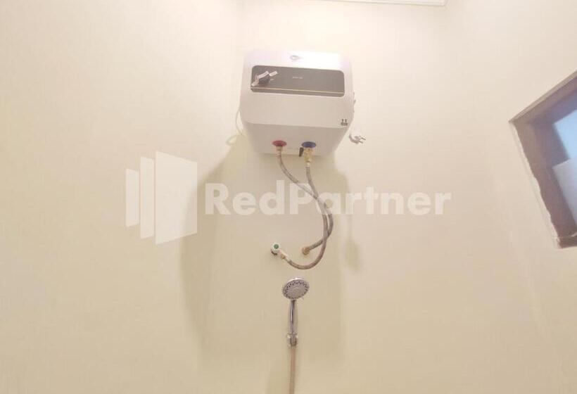 패밀리 룸, Mutiara Residence Near Simpang Lima Mitra Reddoorz