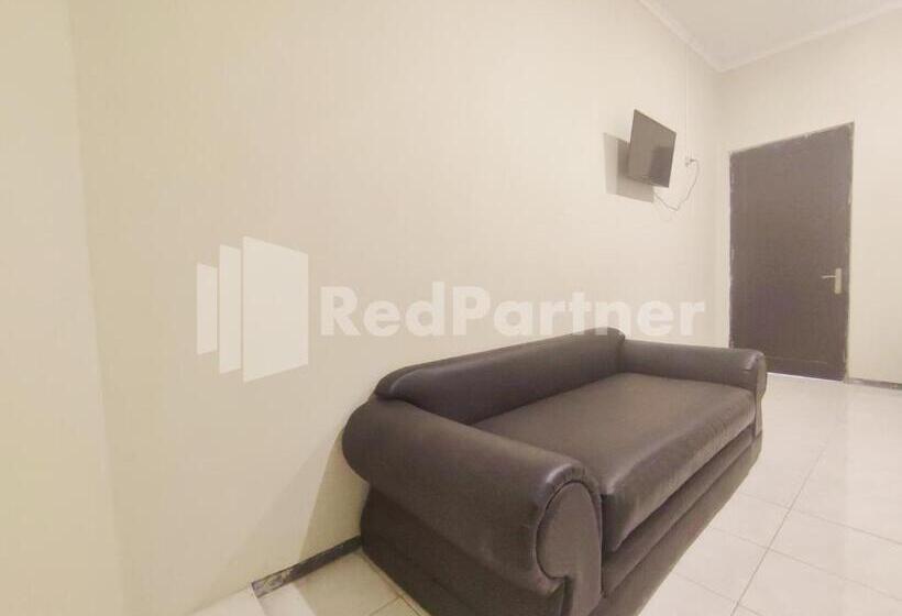 패밀리 룸, Mutiara Residence Near Simpang Lima Mitra Reddoorz