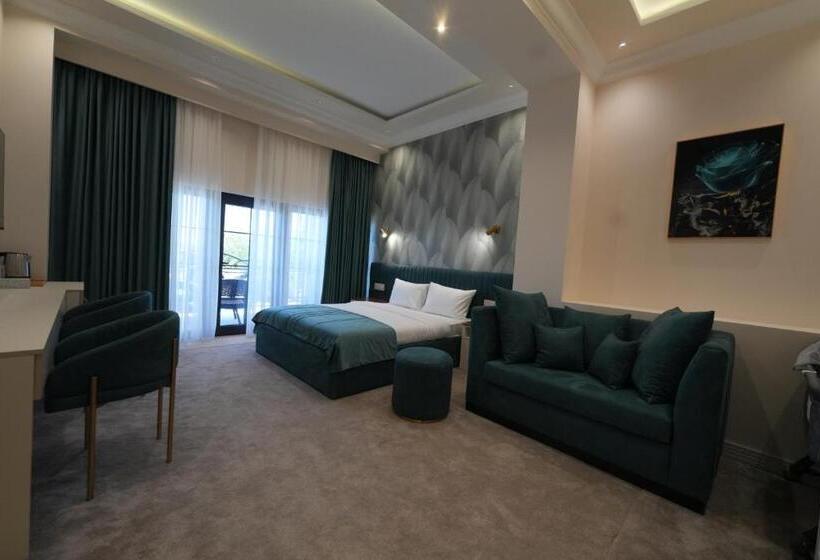 Номер Deluxe с Балконом, Ketrin Hotel Restaurant