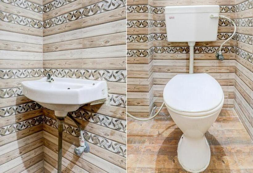 标准三人间, Oyo Hotel Dharma Stay