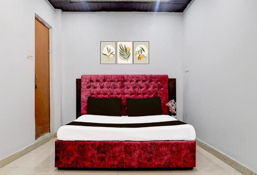 标准三人间, Oyo Hotel Dharma Stay