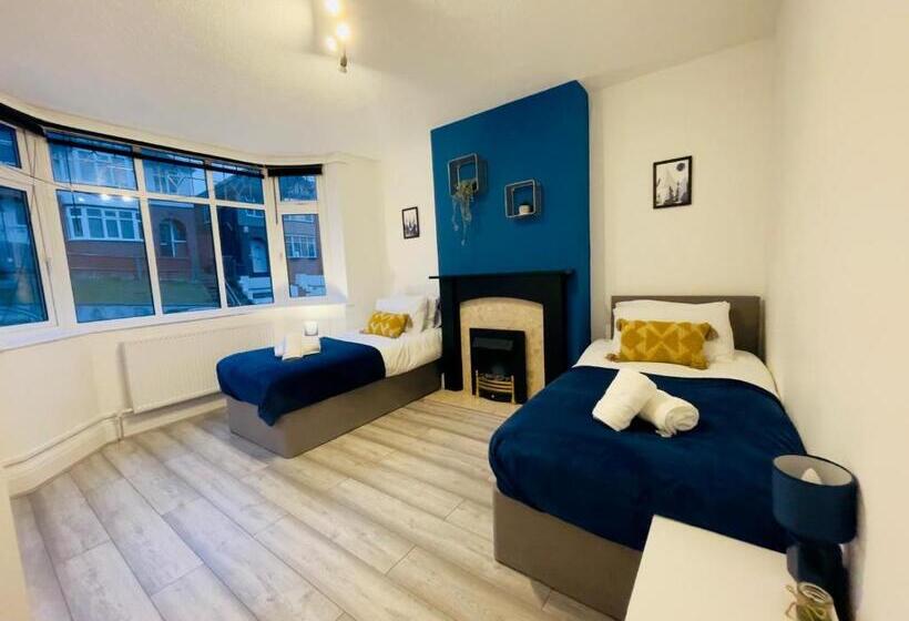 اتاق لوکس, Sariyu Space Luton