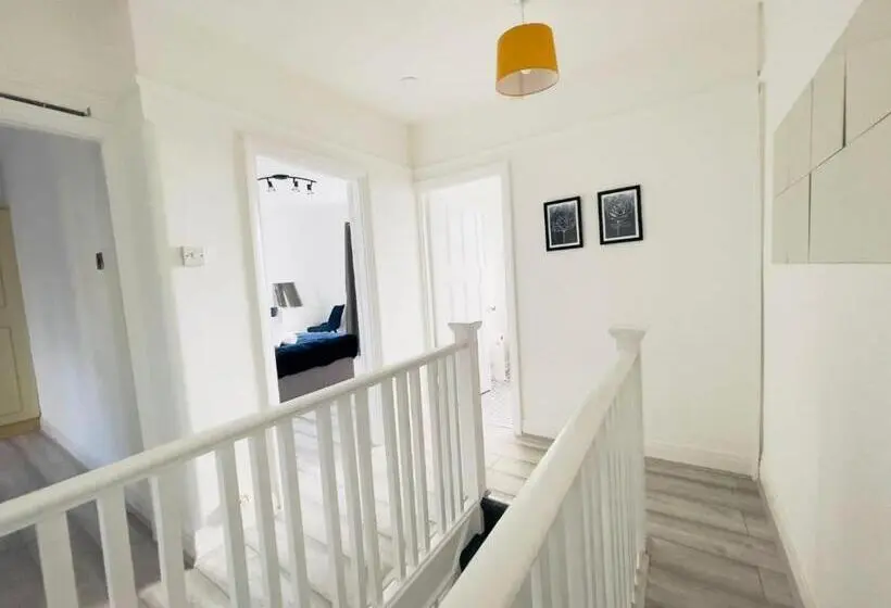 اتاق استاندارد, Sariyu Space Luton