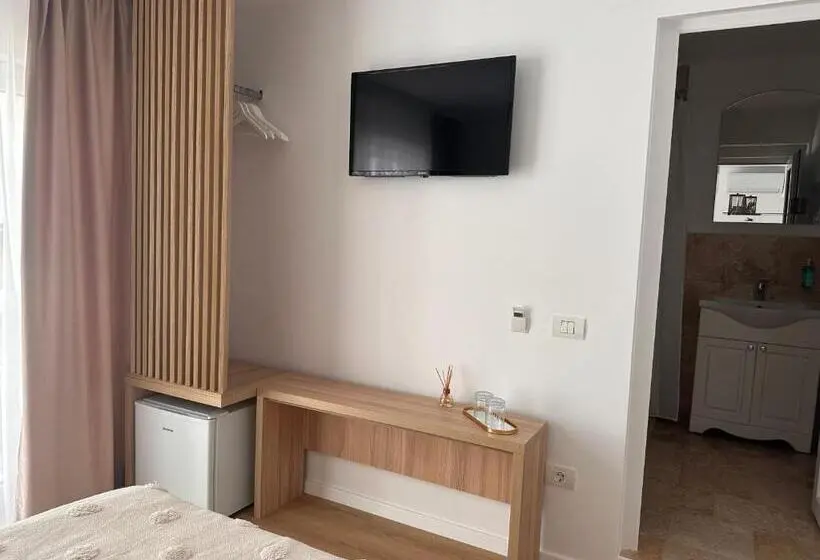 Family Room, Vila Nicolas