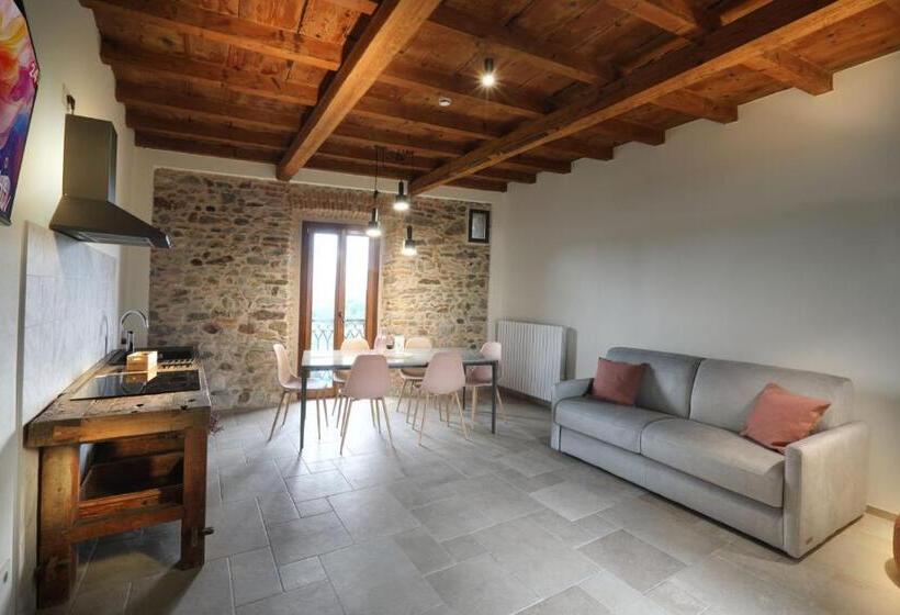 2 Bedroom Family Apartment with Views, Greenrose