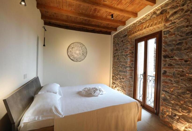 2 Bedroom Family Apartment with Views, Greenrose