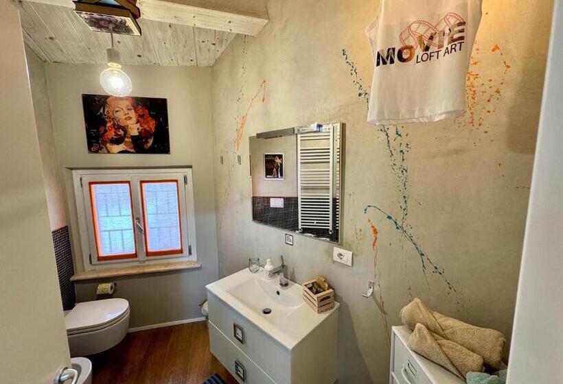 1 Bedroom Penthouse Apartment, Movie Loft Art Piccolo Attico Immerso Nell Arte Con Parcheggio Privato