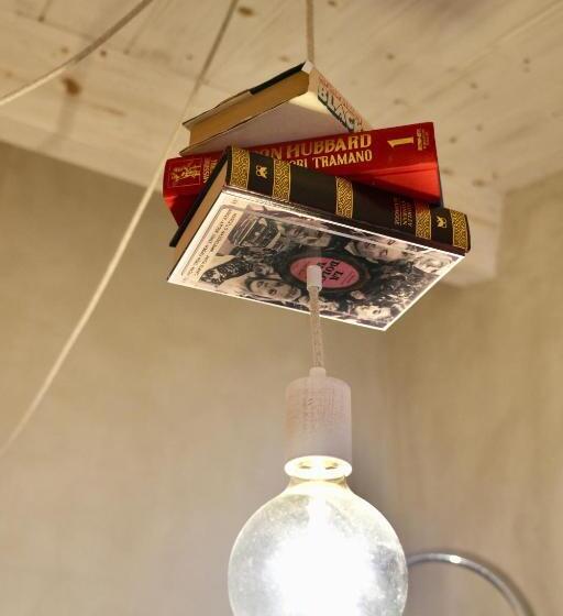 1 Bedroom Penthouse Apartment, Movie Loft Art Piccolo Attico Immerso Nell Arte Con Parcheggio Privato