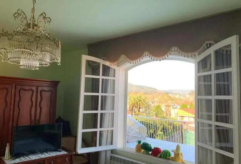 デラックスルーム, A Casa De Abelleira Ponteareas