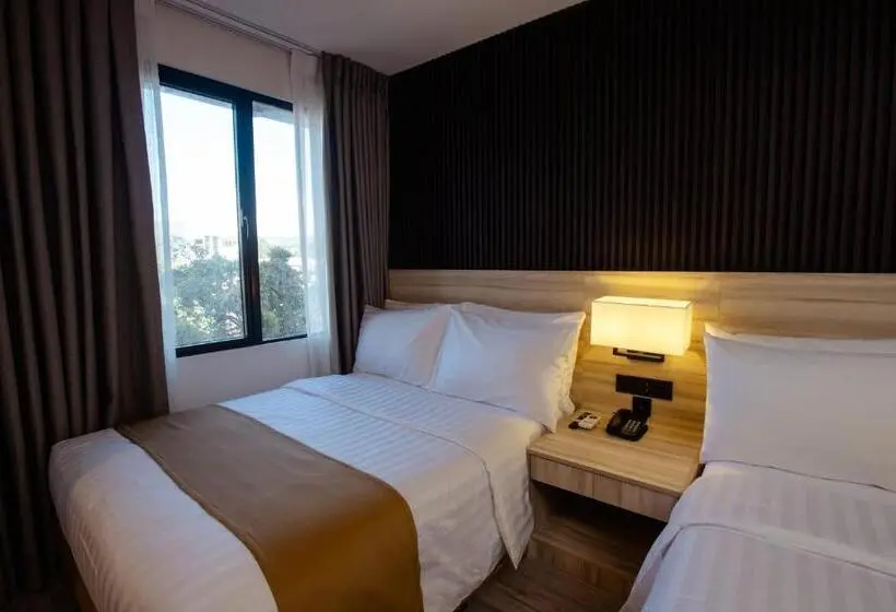 デラックスルーム, Hamersons Hotel Cdo