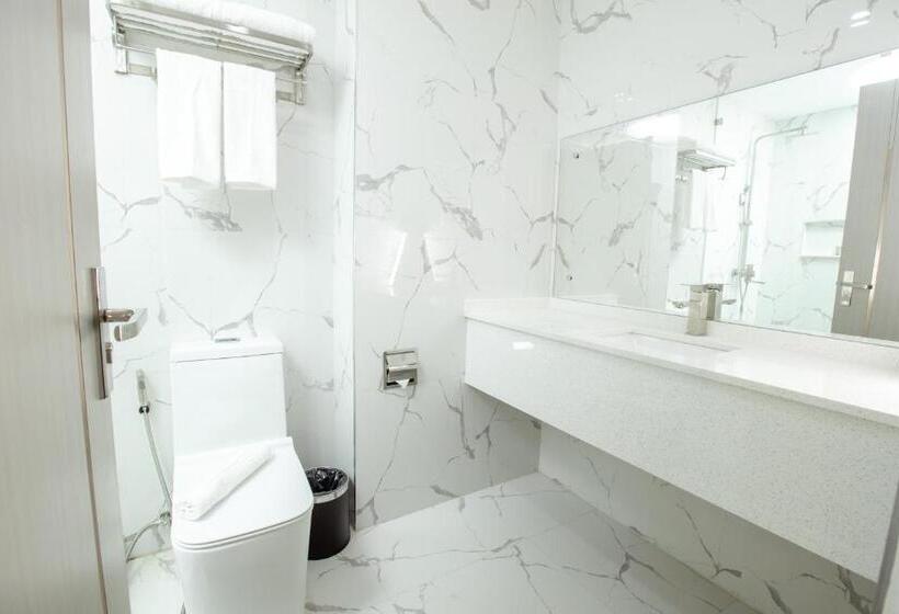 Номер Deluxe, Hamersons Hotel Cdo