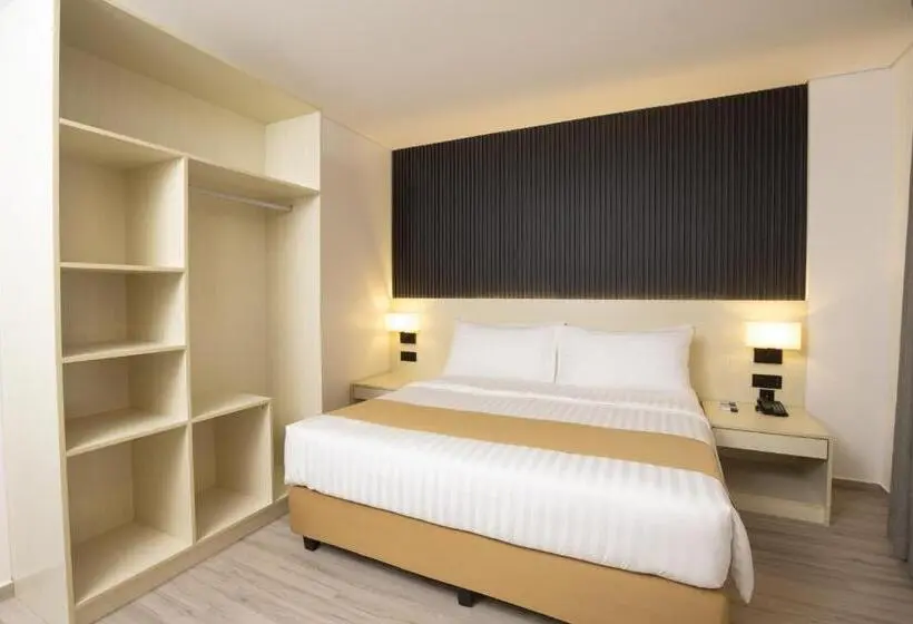 バルコニー付きデラックスルーム, Hamersons Hotel Cdo