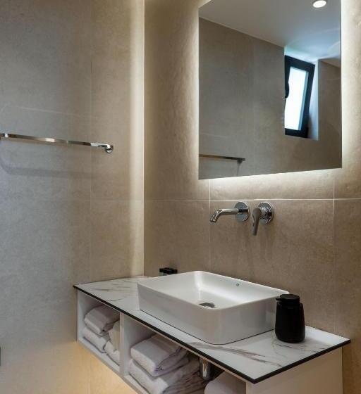 Triple Room Sea View, Austin Boutique